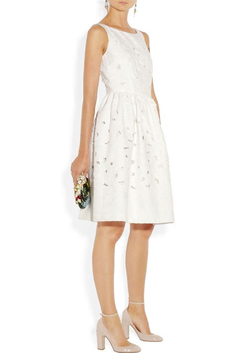 LITTLE WHITE DRESS: DOLCE&GABBANA 